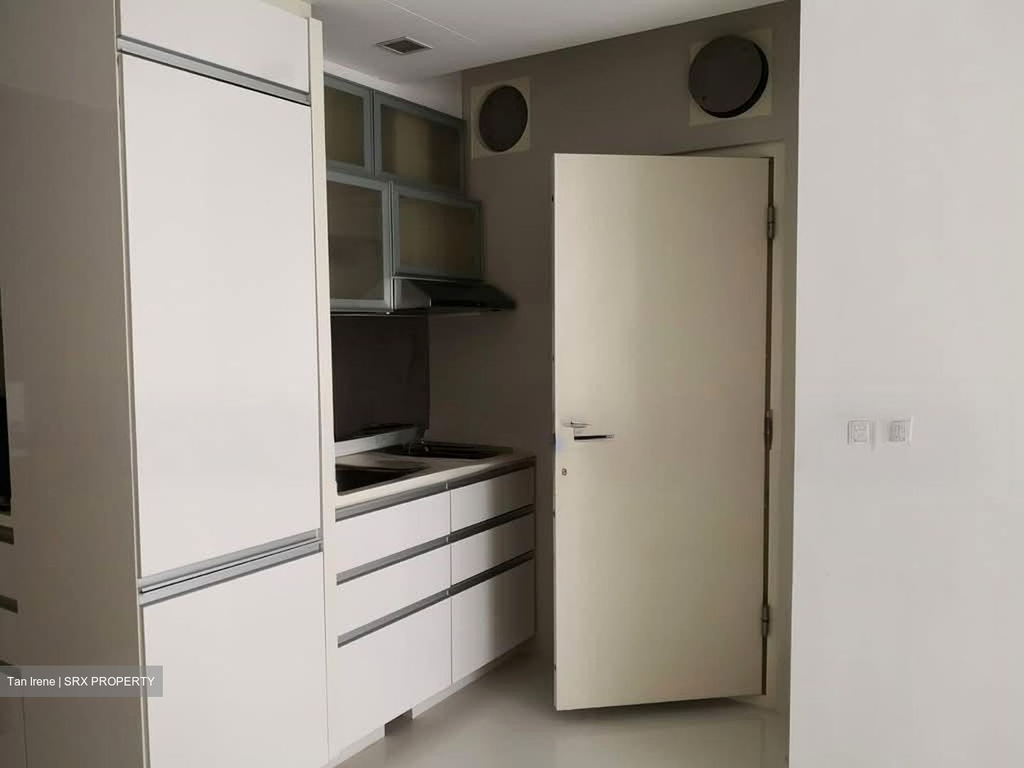 RV Suites (D10), Apartment #578765761